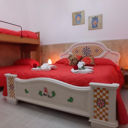 Mary Home - Casa Vacanza Ταορμίνα Δωμάτιο φωτογραφία