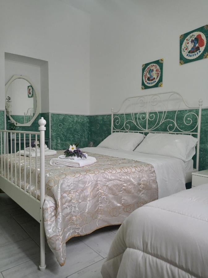 Mary Home - Casa Vacanza Ταορμίνα Δωμάτιο φωτογραφία