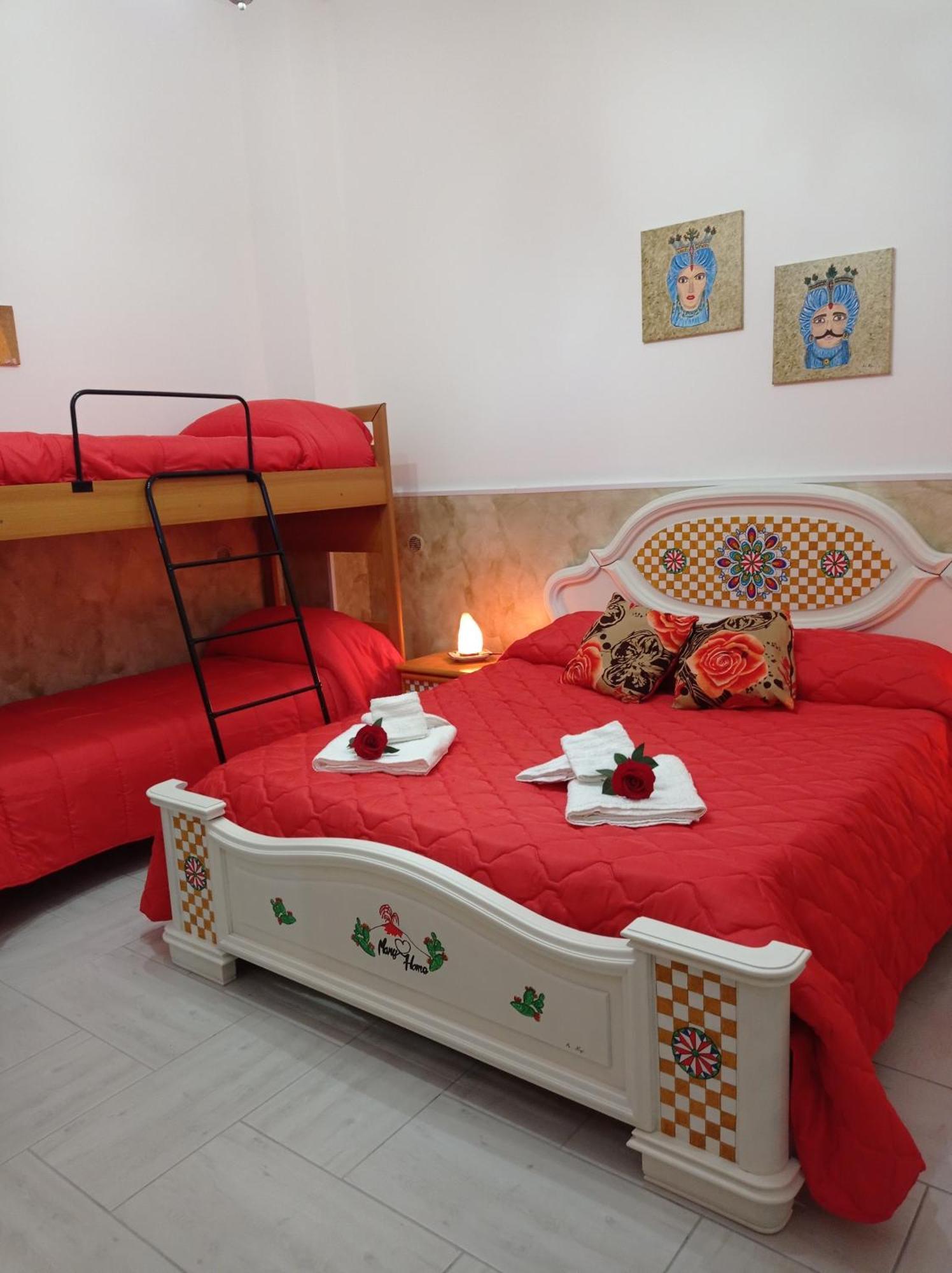 Mary Home - Casa Vacanza Ταορμίνα Δωμάτιο φωτογραφία